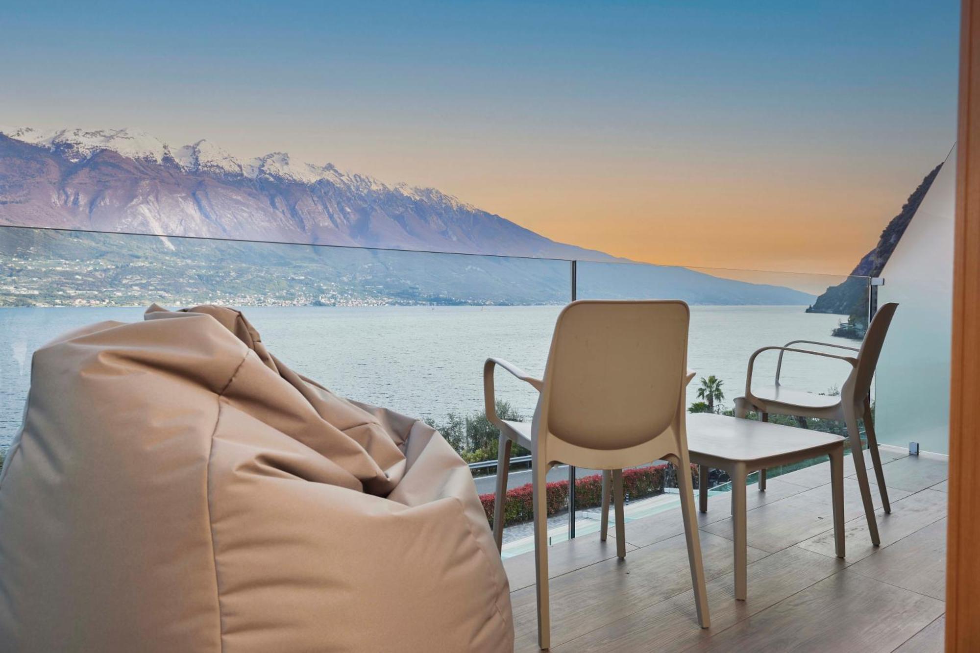 Hotel Atilius - Adults Only Limone sul Garda Room photo
